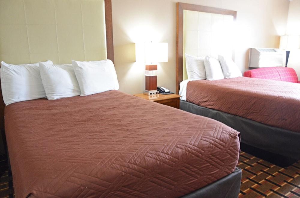 Heritage Grand Inn photo 41