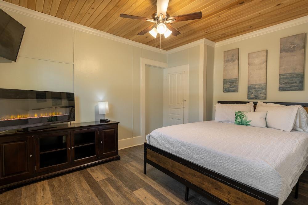 Depot Village photo 62