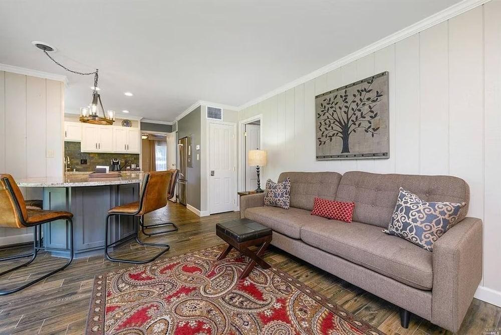 The Napa Residences photo 1