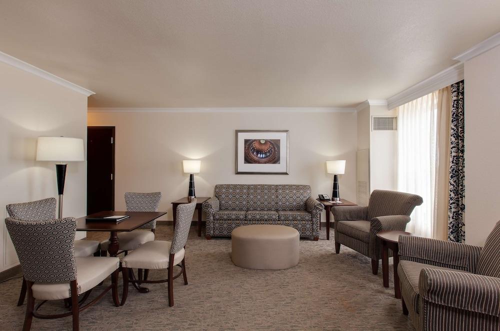 President Abraham Lincoln Springfield - DoubleTree by Hilton photo 25