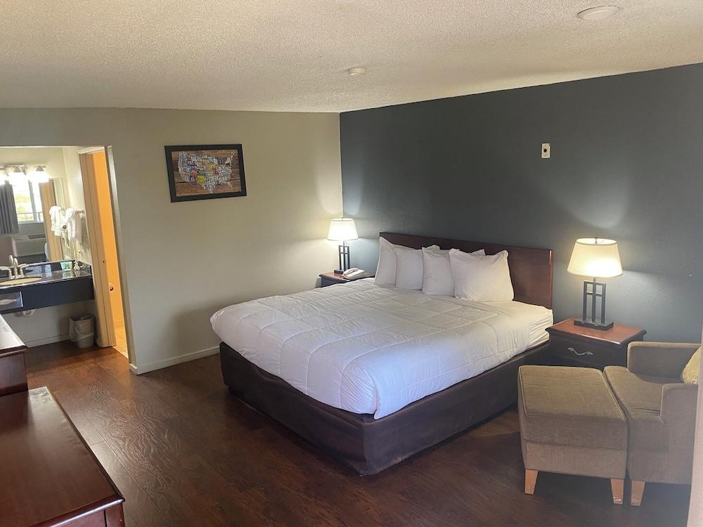 Inn at Lake Washington By OYO I-405 photo 10