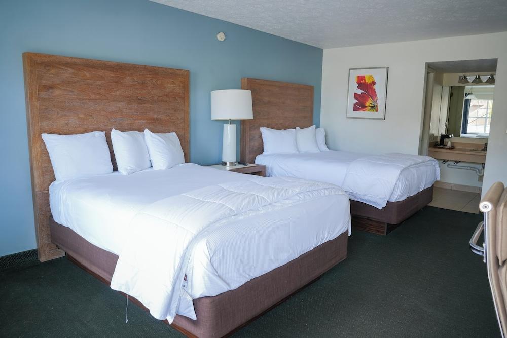 Roland Martin Marina and Resort — hotel in Clewiston