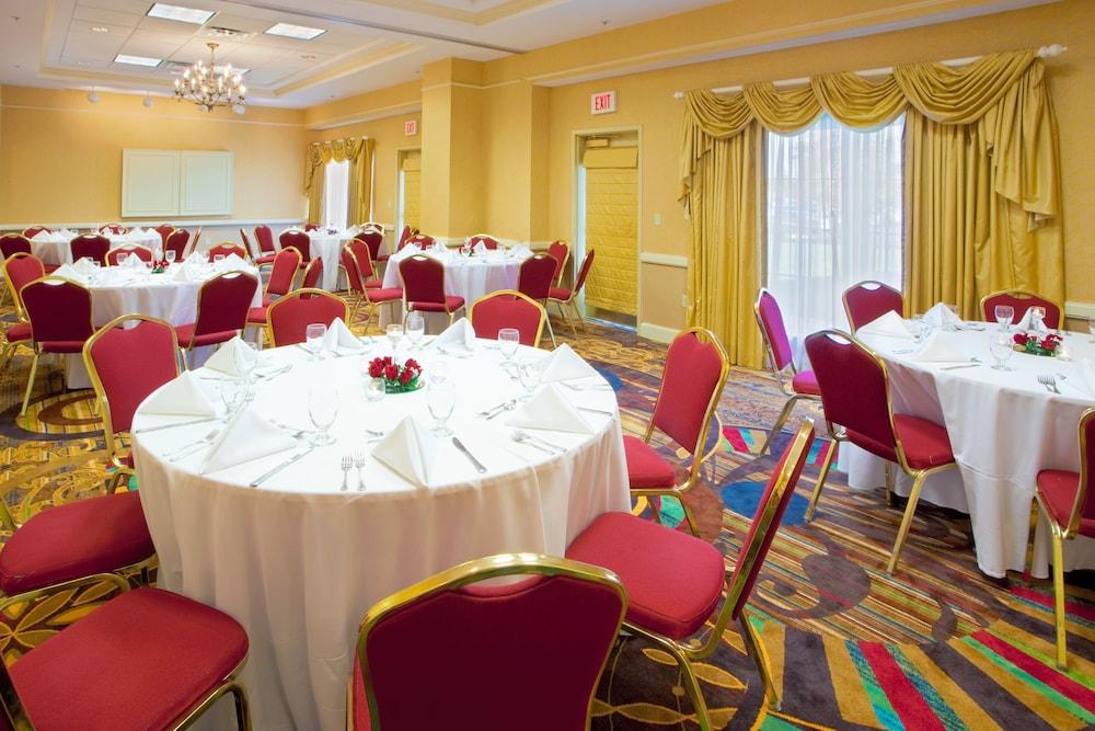 Holiday Inn Chantilly-Dulles Expo Center by IHG photo 36