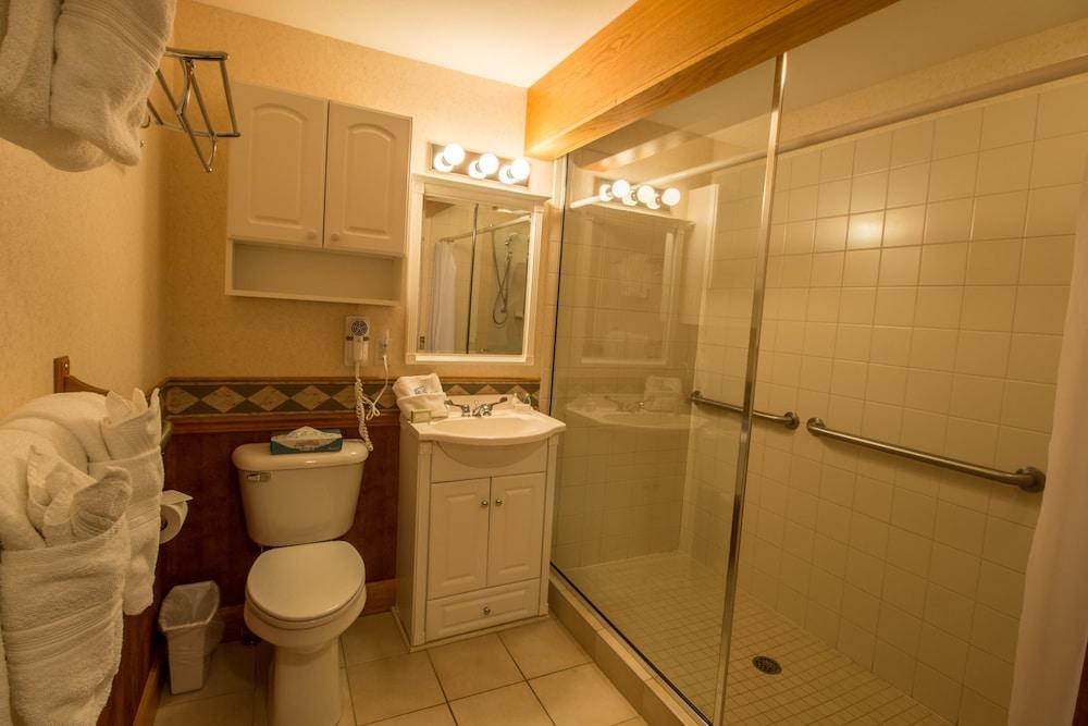 Marys Lake Lodge Mountain Resort and Condos photo 36