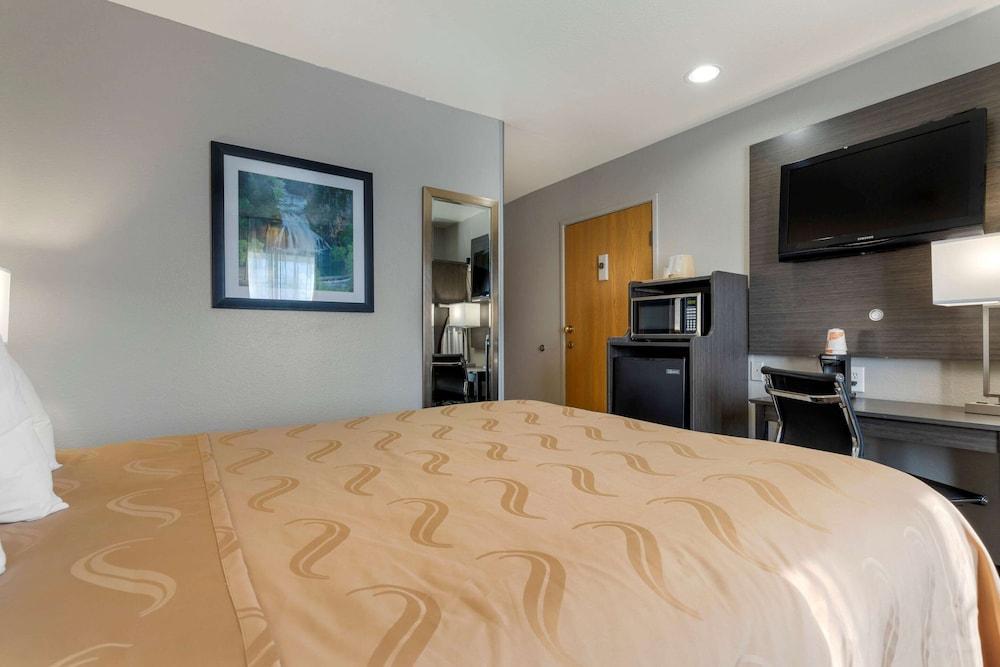Quality Inn Sallisaw photo 12