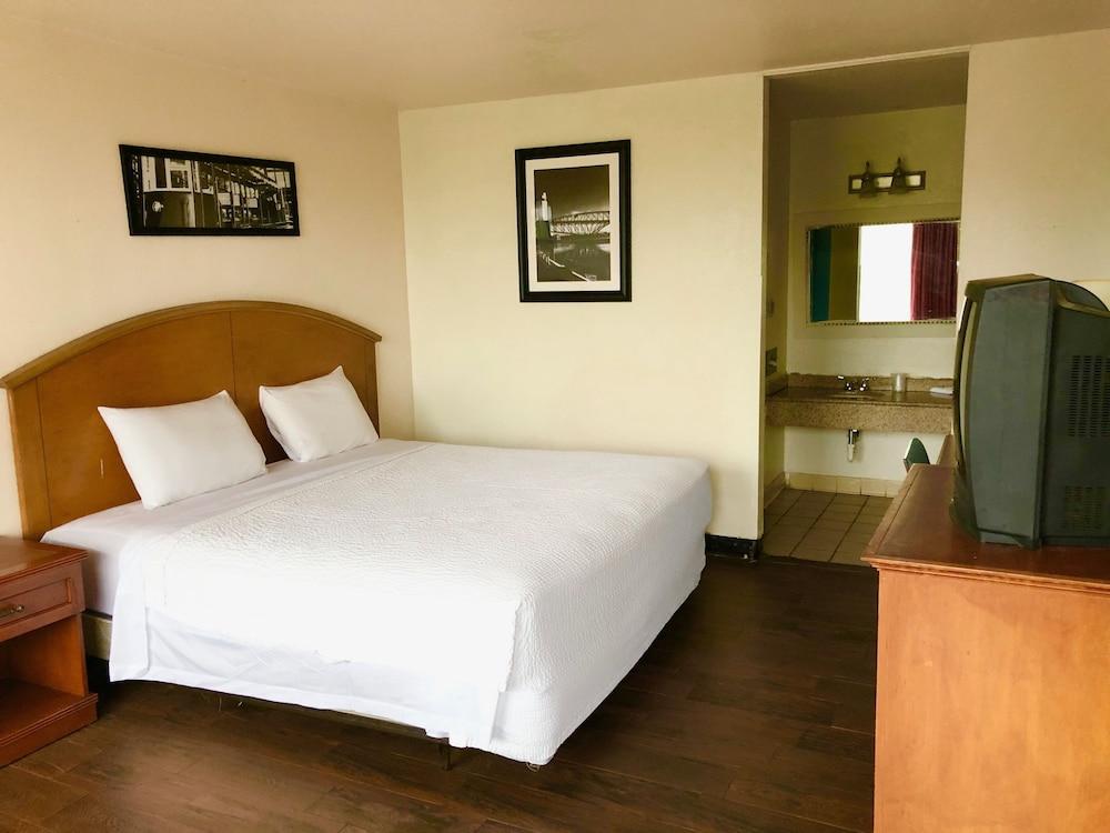 Bossier Extended Stay photo 11