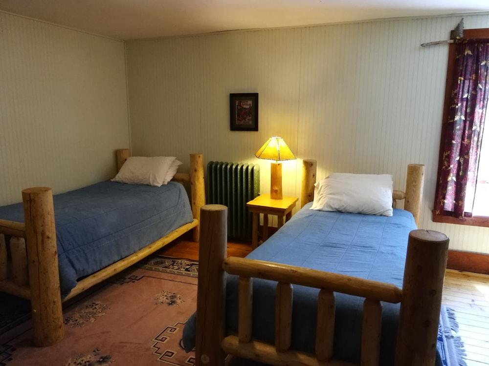 The Woods Inn photo 11