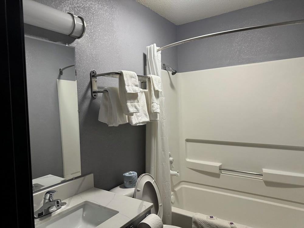 Motel 6 North Sioux City, SD – I-29 North photo 14
