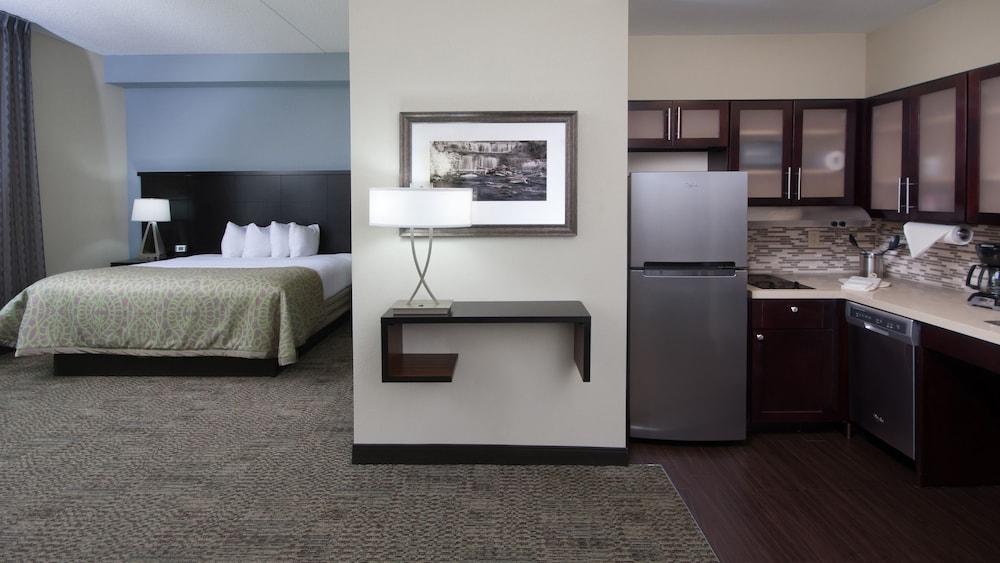Staybridge Suites Buffalo-Amherst by IHG photo 13
