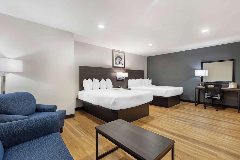 Best Western Mystic Hotel photo 4