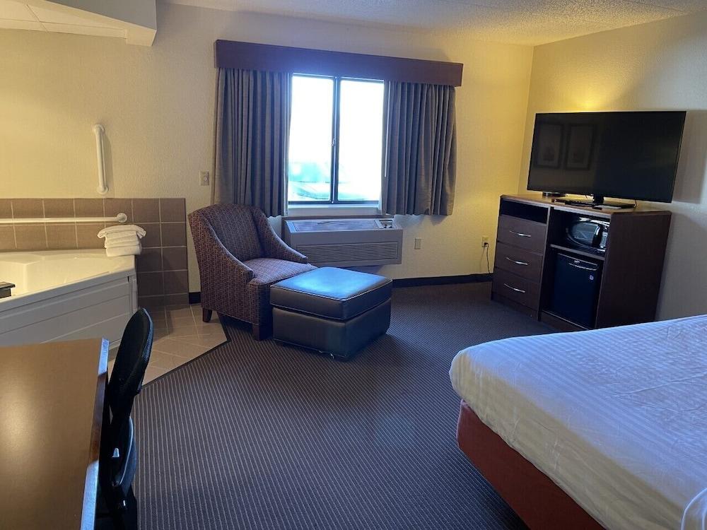 AmericInn by Wyndham Minocqua photo 38