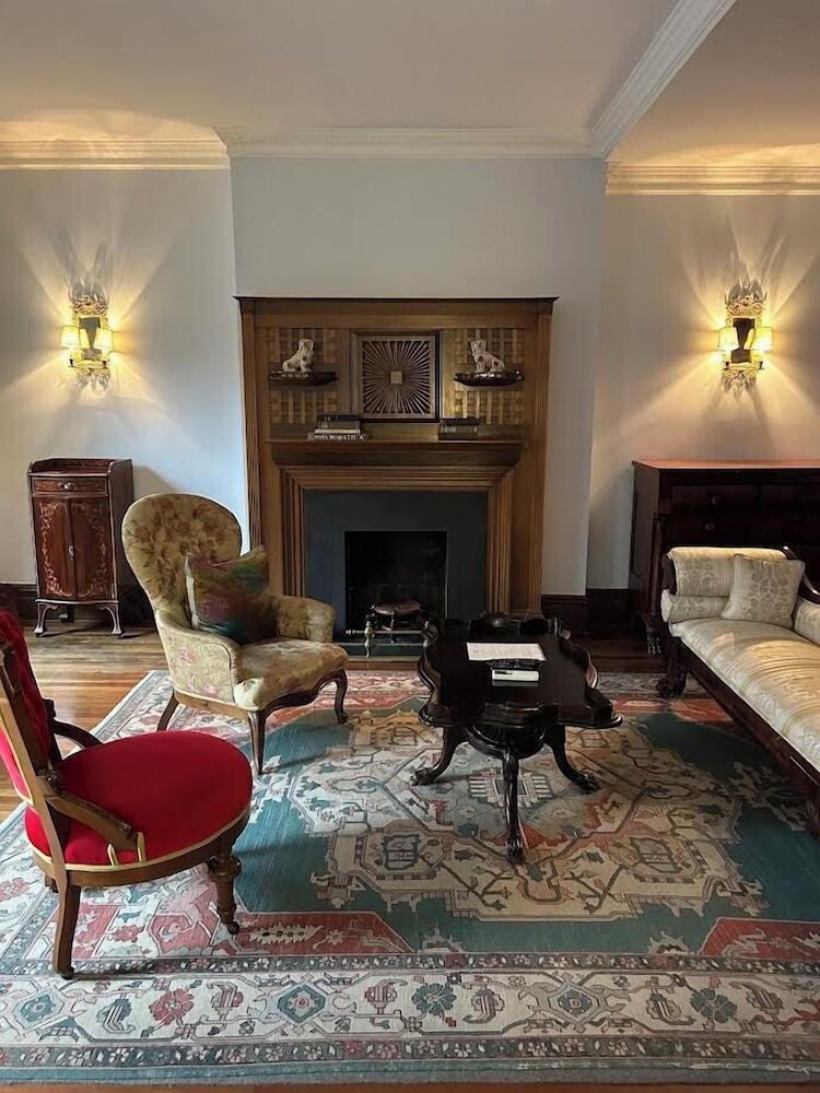 The Inn at Irving Place photo 10