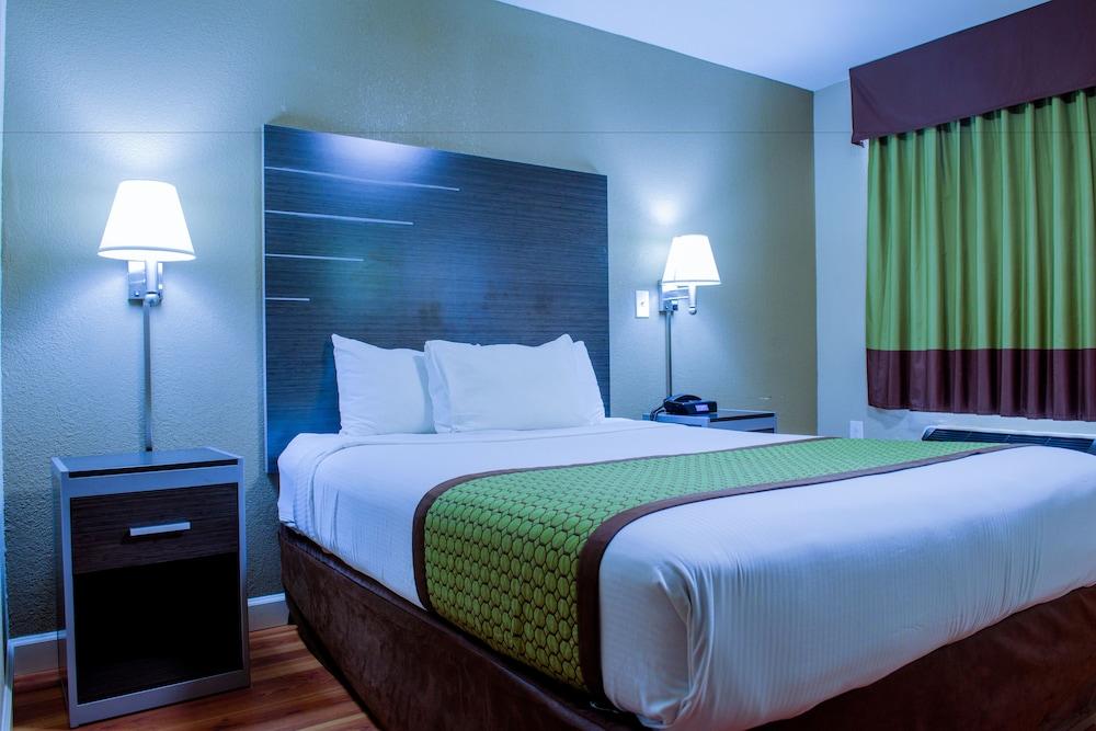Days Inn & Suites by Wyndham Athens Alabama photo 8