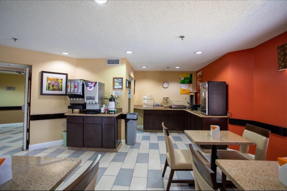 Quality Inn Baytown - Houston East photo 23