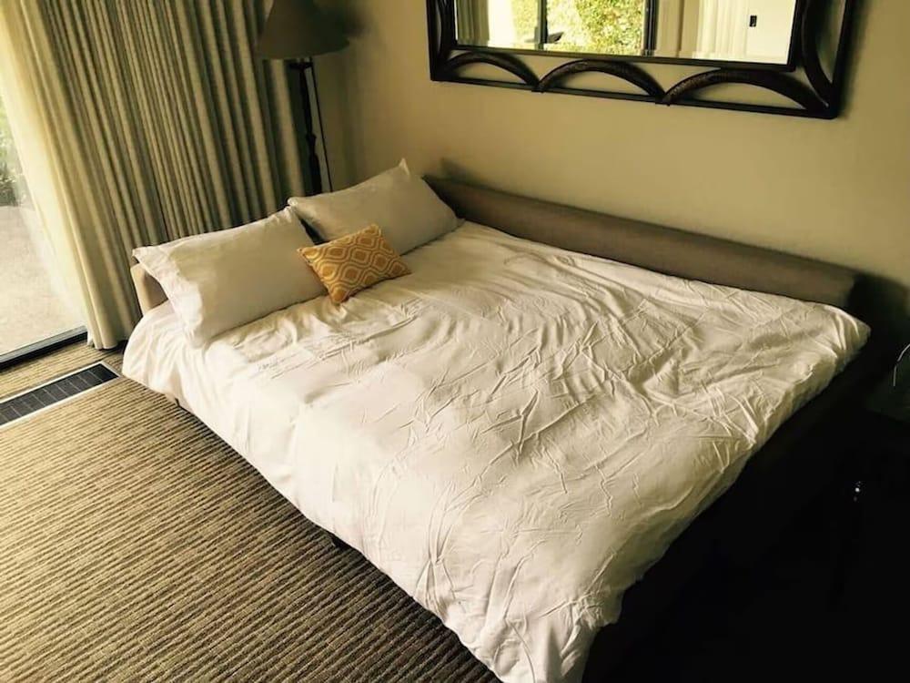The Napa Residences photo 73