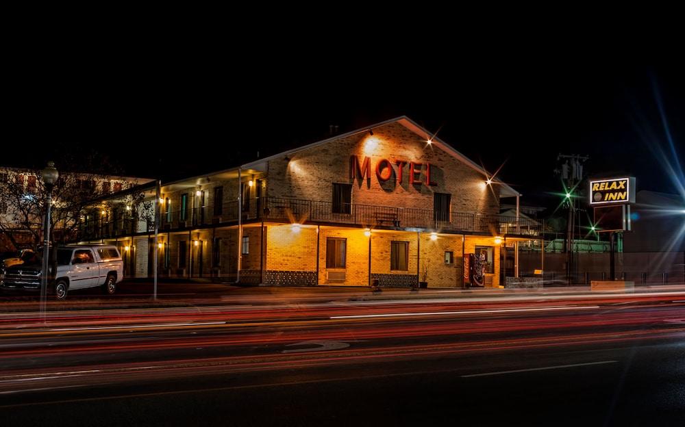 Relax Inn Motel photo 5