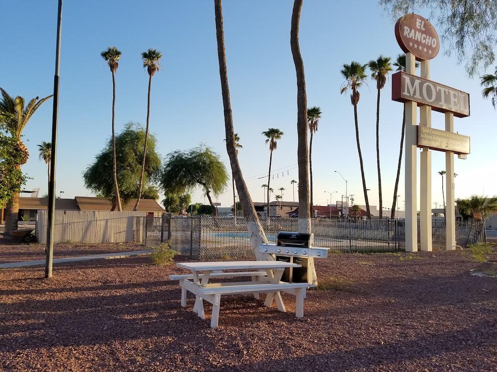 El Rancho Motel photo 19