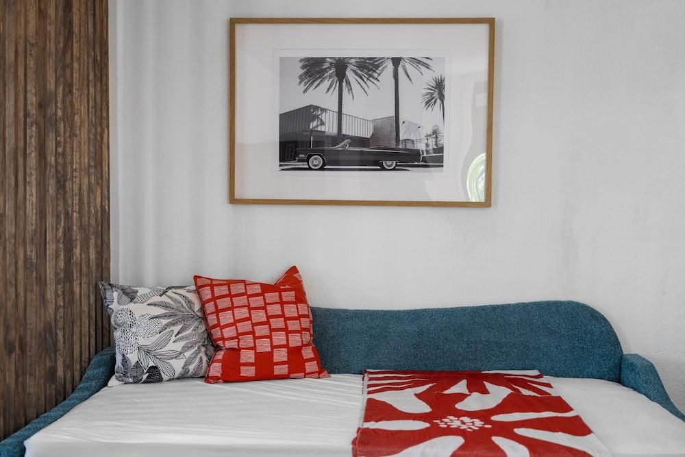 Blue Flamingo Suites photo 50