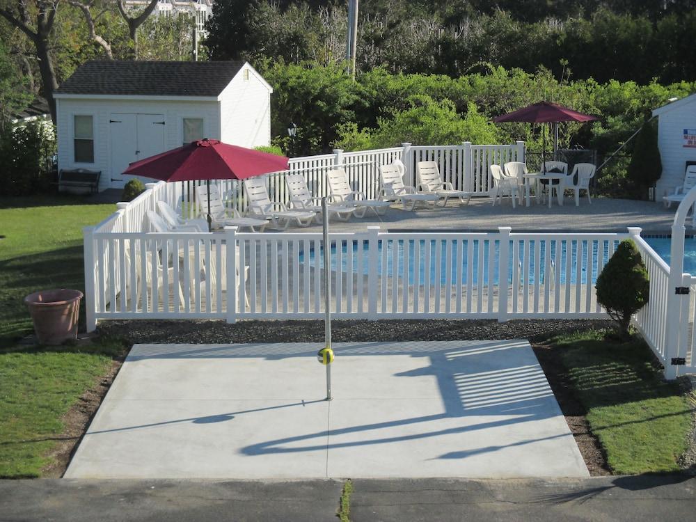 Long Beach Motor Inn photo 32