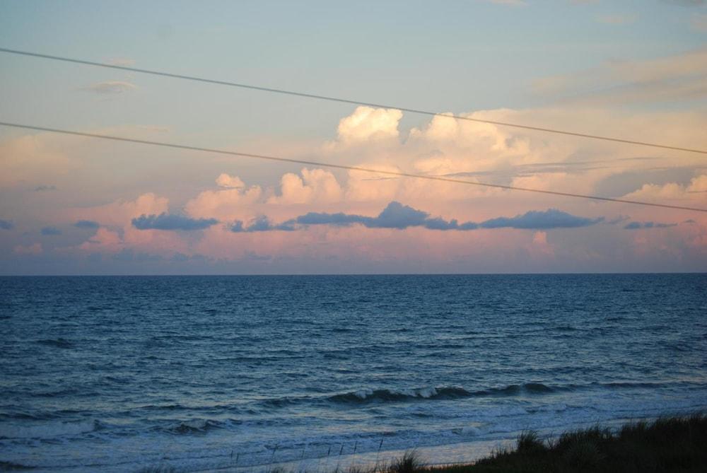 A1A Ocean Club photo 24