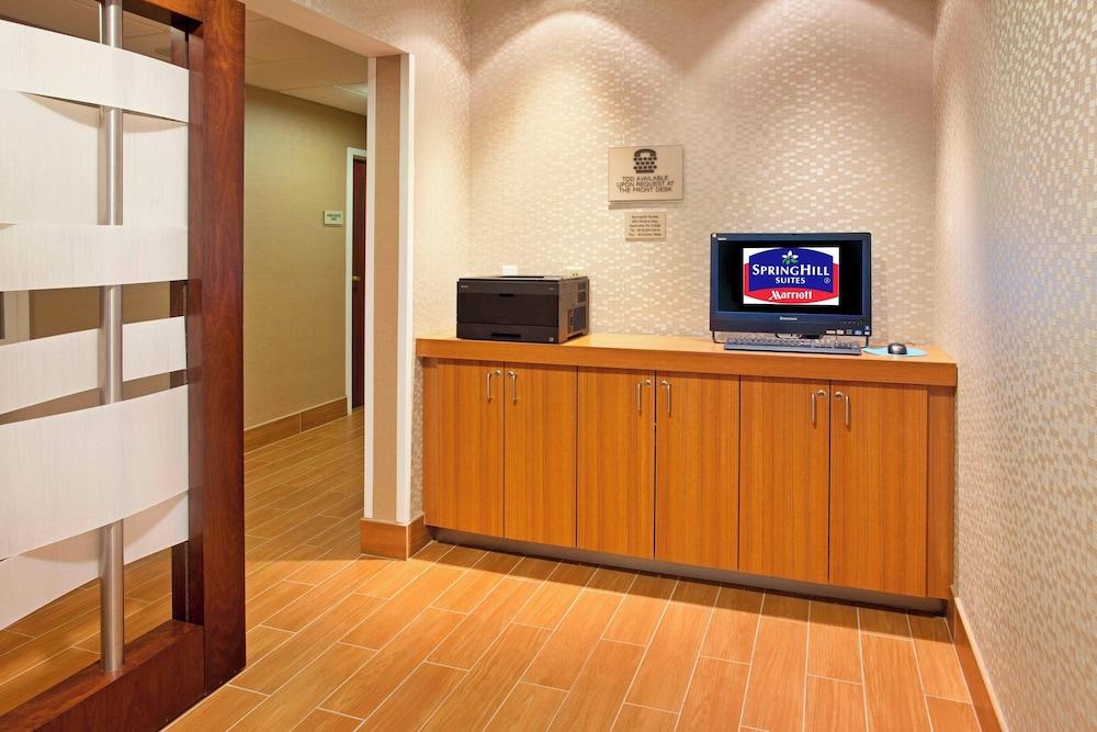 Springhill Suites By Marriott Metro Center photo 34