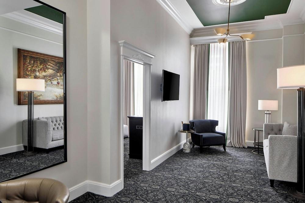 Le Pavillon, New Orleans, a Tribute Portfolio Hotel by Marriott photo 6