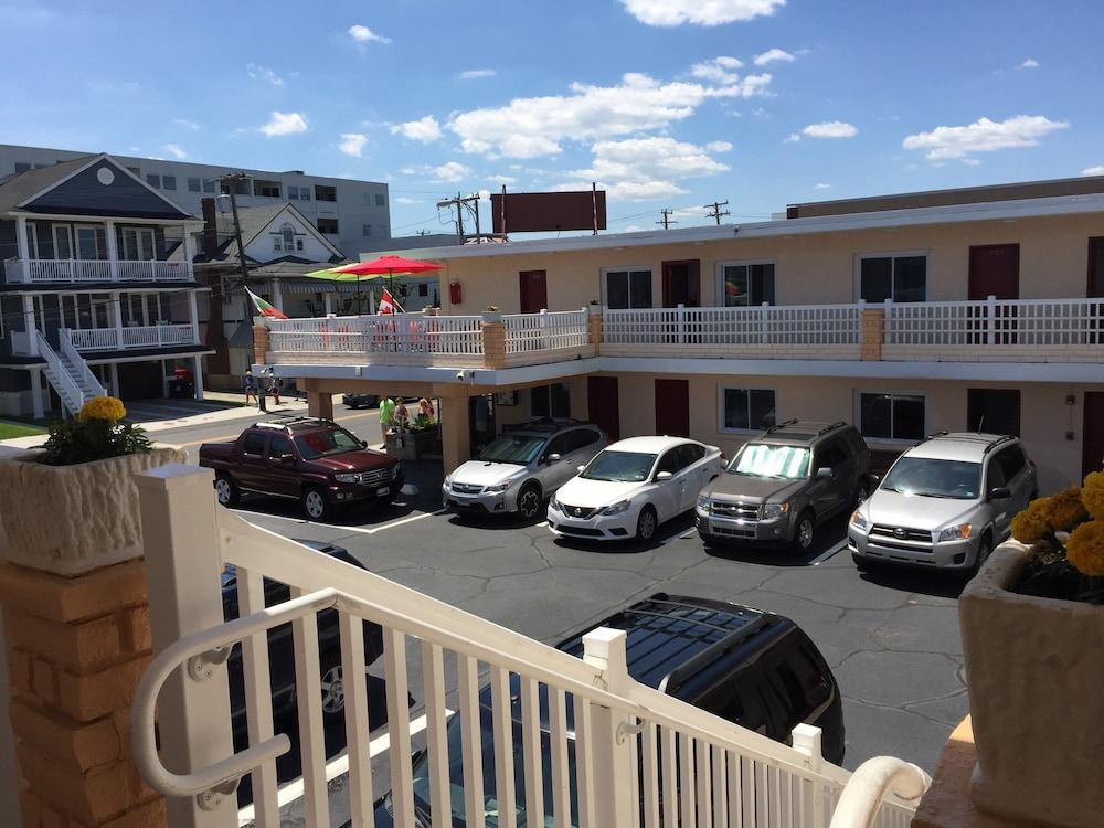 The Coral Sands Motel photo 54