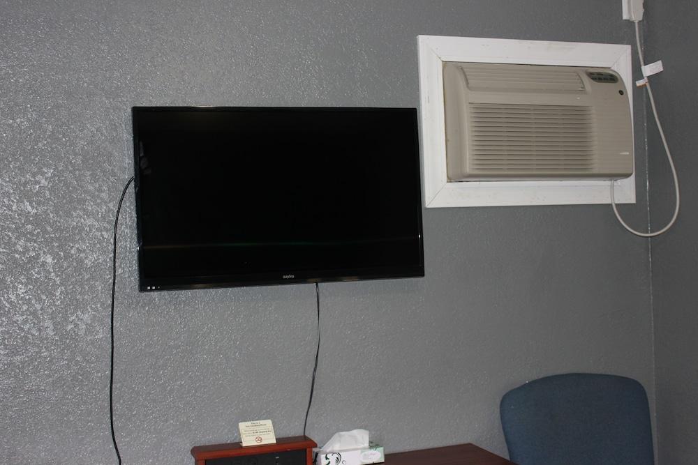 Econo Lodge Oskaloosa photo 35