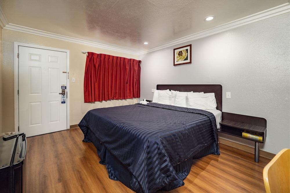 Travelodge by Wyndham Sacramento Convention Center photo 16