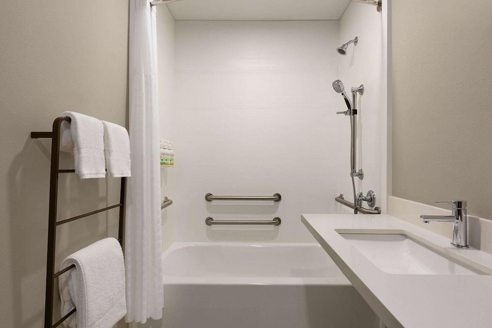 La Quinta Inn by Wyndham Columbia NE/Fort Jackson photo 65