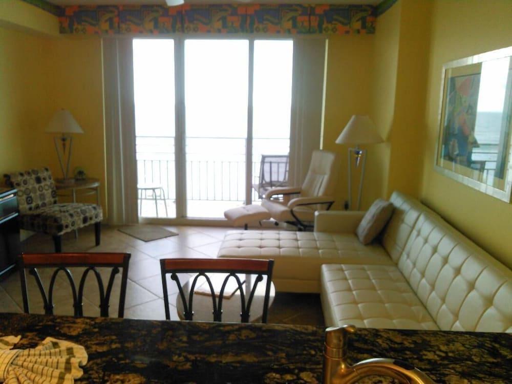 Ocean Walk Resort photo 3