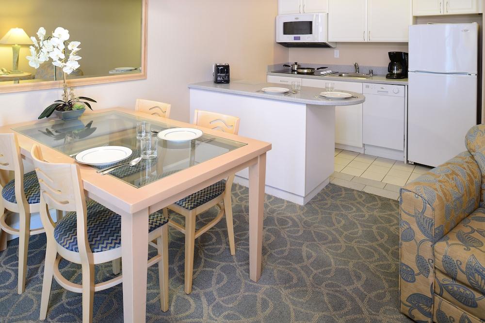Hilton Vacation Club Riviera Beach & Shores photo 26