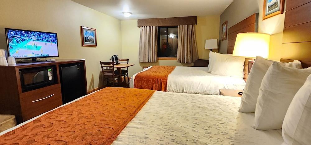 Nisqually Lodge photo 6