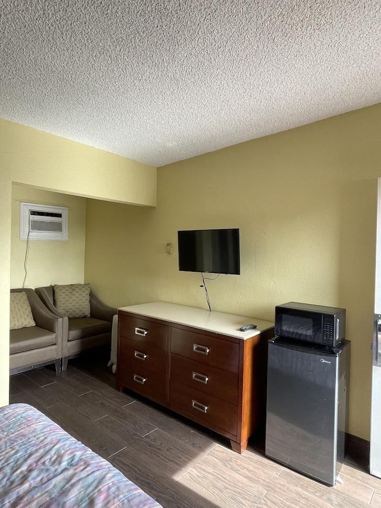 Rancho Motel photo 3