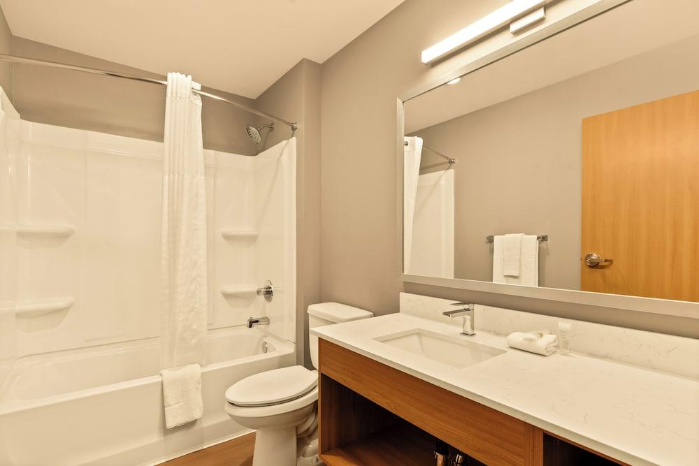 LivAway Suites- Syracuse photo 27