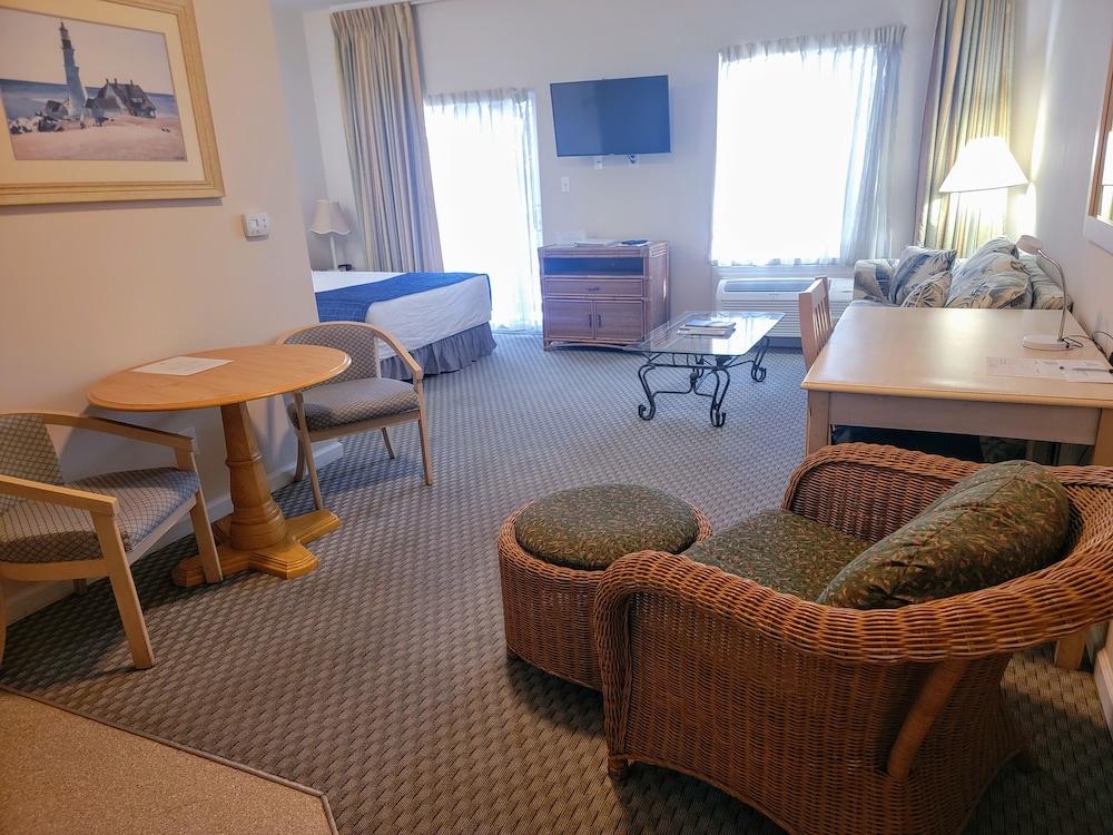 Beaufort Harbour Suites photo 18