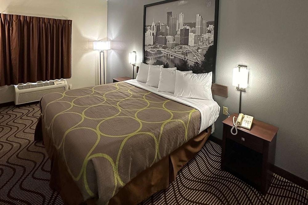 Super 8 by Wyndham Mars/Cranberry/Pittsburgh Area photo 11