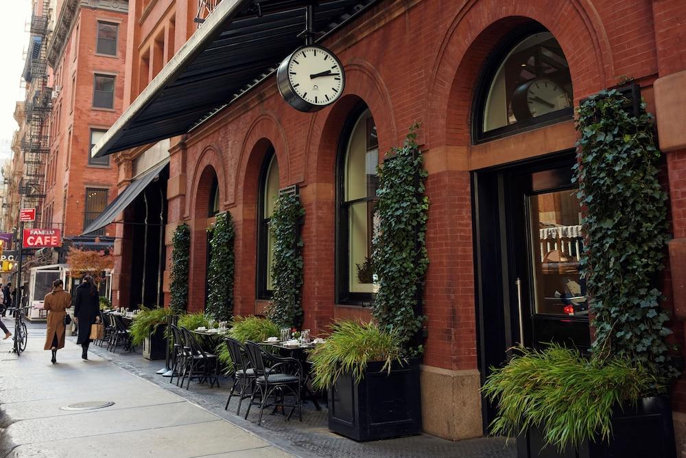 The Mercer photo 32