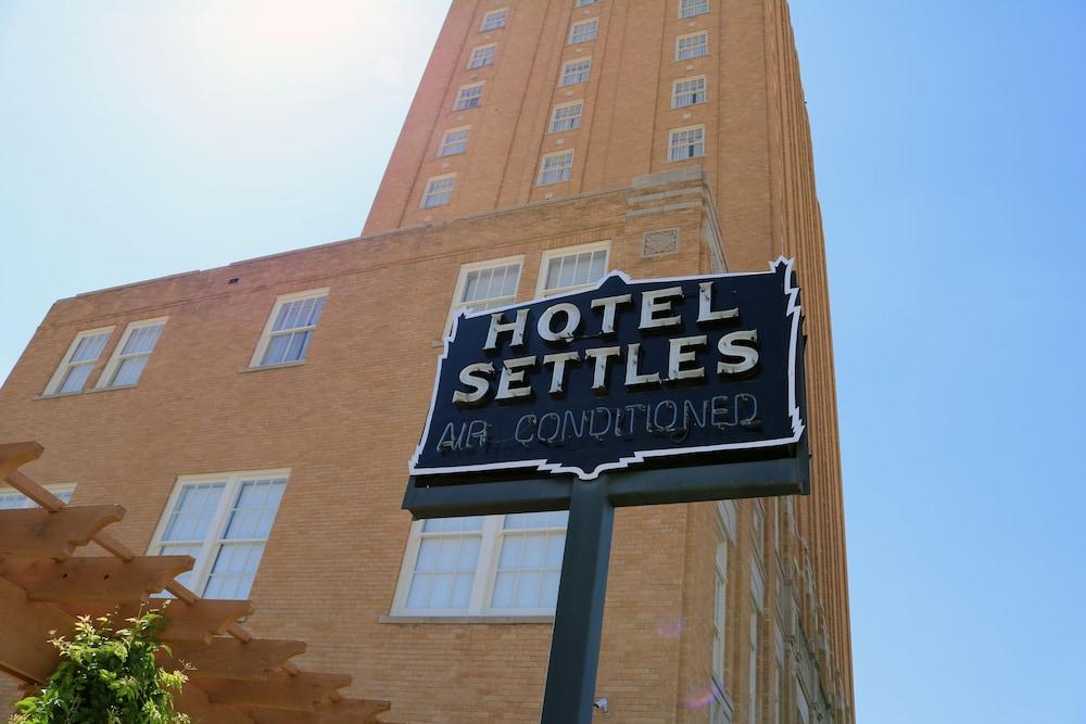 Hotel Settles photo 6