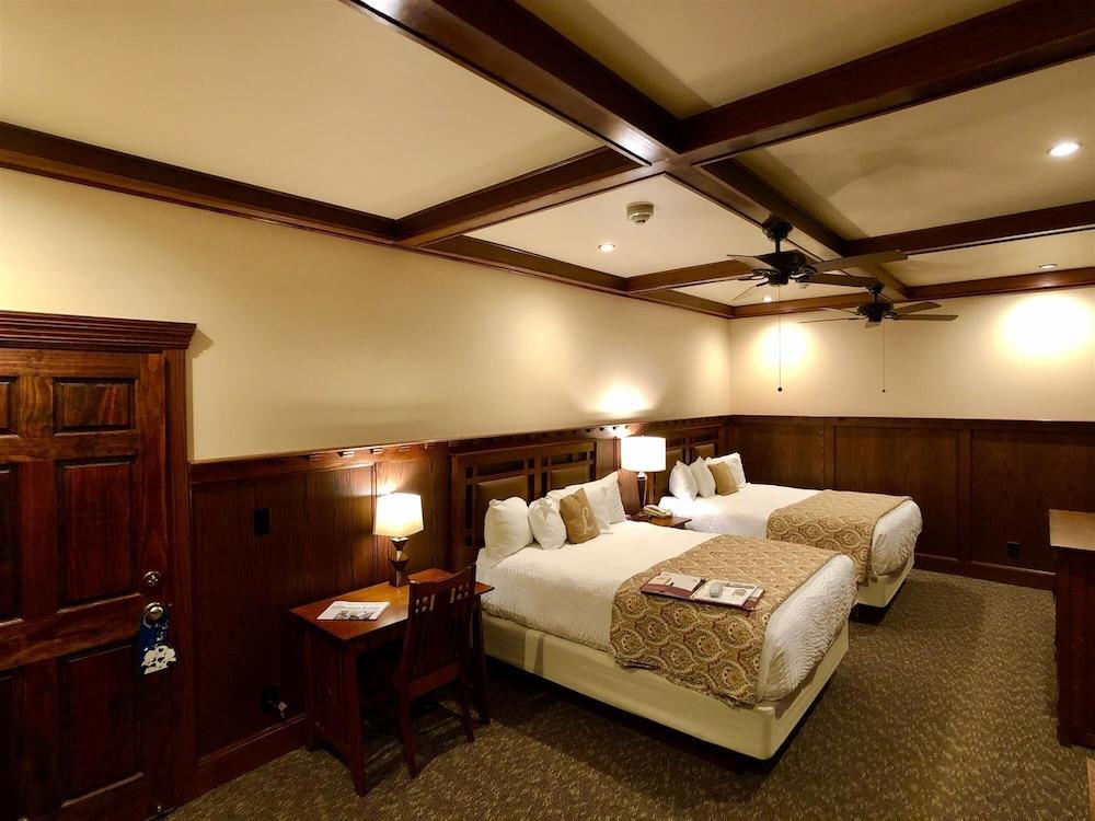 The Lodge at Cloudcroft photo 4
