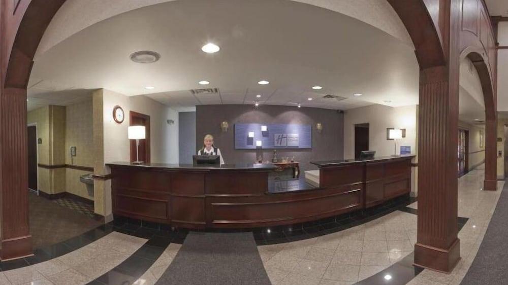 Holiday Inn Express Newton Falls by IHG photo 5
