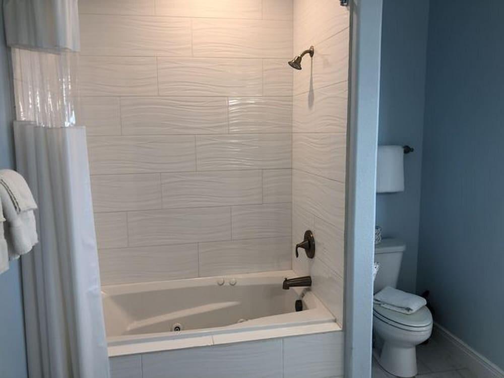 Beachgate CondoSuites and Oceanfront Resort photo 82
