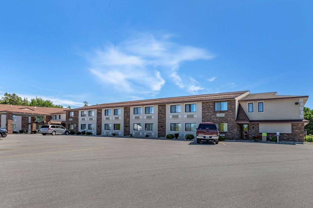Quality Inn Saint Ignace I-75 photo 10