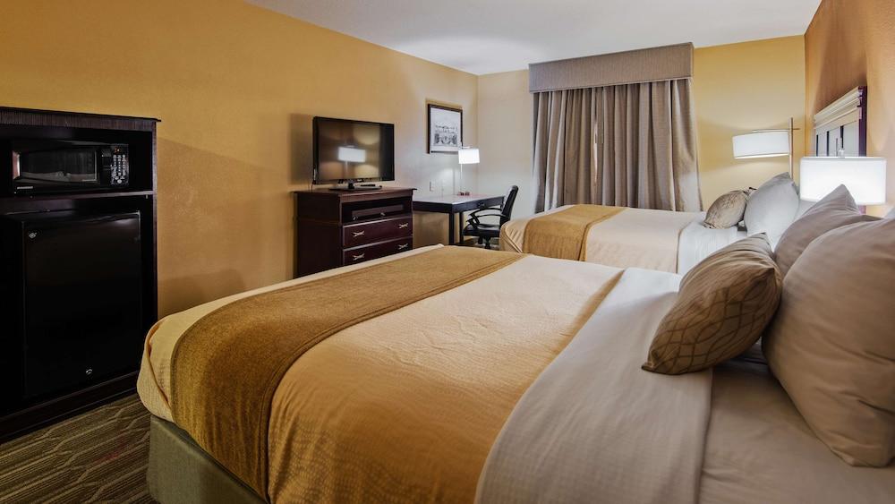 Best Western Granbury Inn & Suites photo 21