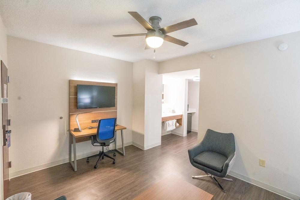 Holiday Inn Express & Suites Nashville - Brentwood I-65 by IHG photo 15