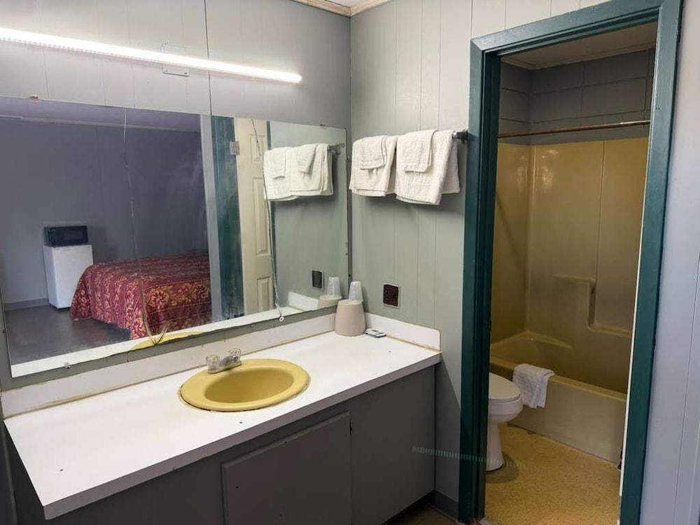Best inn motel photo 3