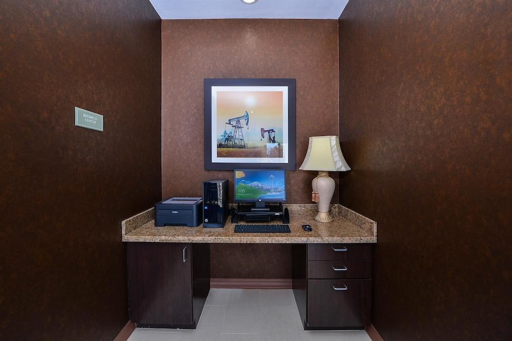 Americas Best Value Inn & Suites Cuero photo 29