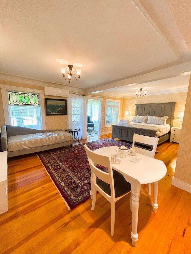 Hotel Pemaquid photo 11