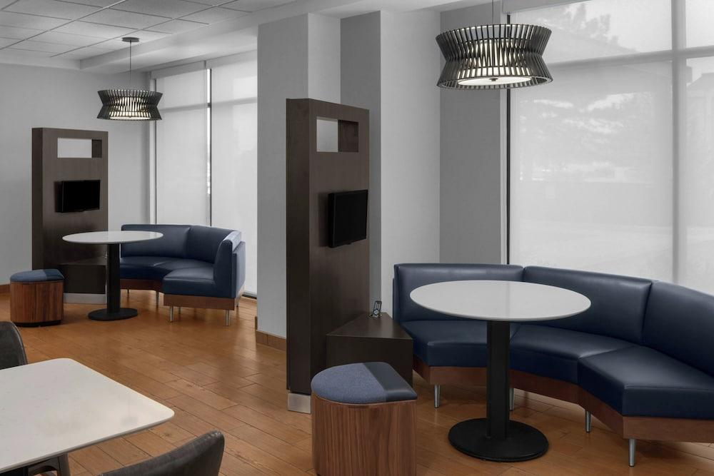 Courtyard by Marriott Sandy photo 26