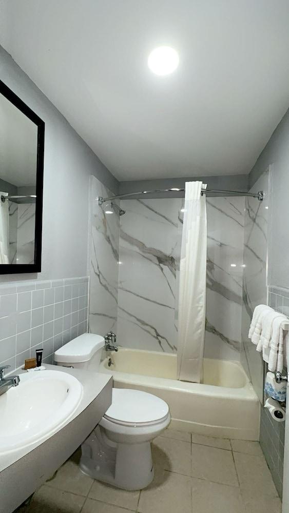 Budget Inn Port Lavaca photo 5